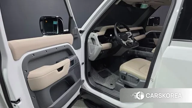 Land Rover Defender (L663) id 3640337 из Кореи 20