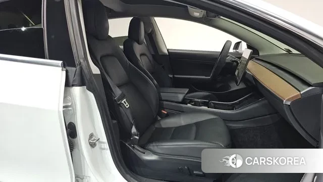 Tesla Model 3 id 2980933 из Кореи 20