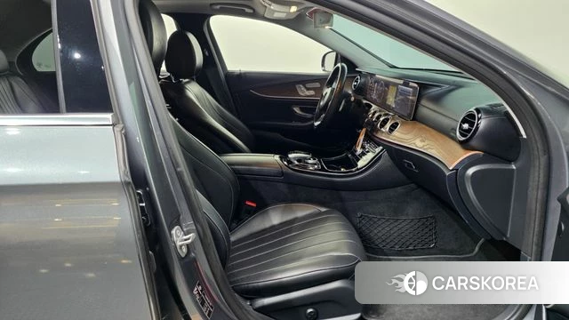 Mercedes-Benz E-Class W213 id 3873844 из Кореи 20