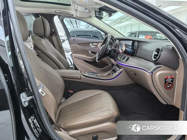 Mercedes-Benz E-class id 4300764 из Китая 16
