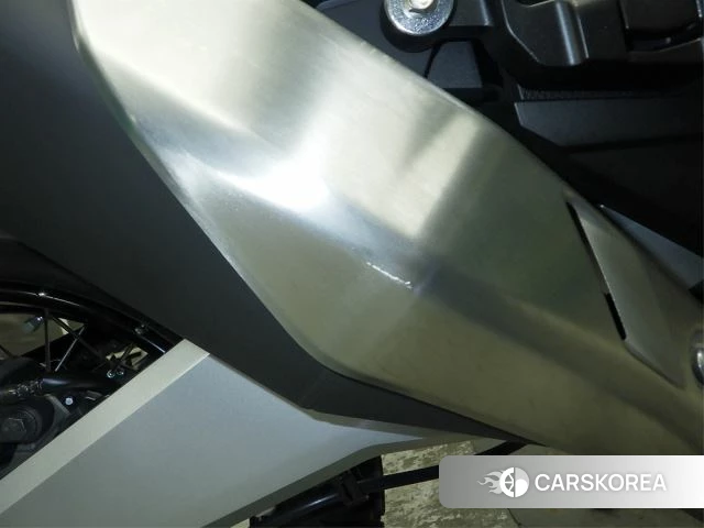 Honda X-ADV 750 id 4184952 из Японии 34