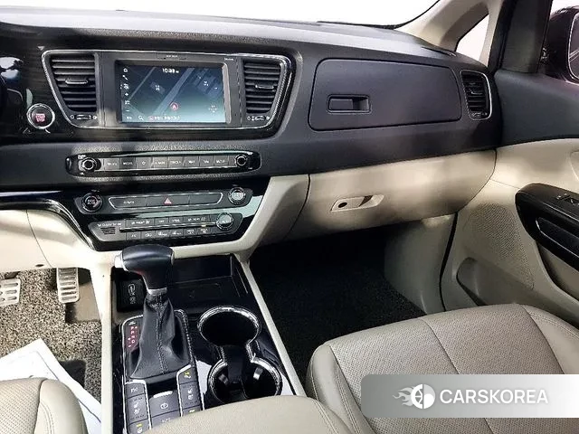 Kia The New Carnival id 3656433 из Кореи 20