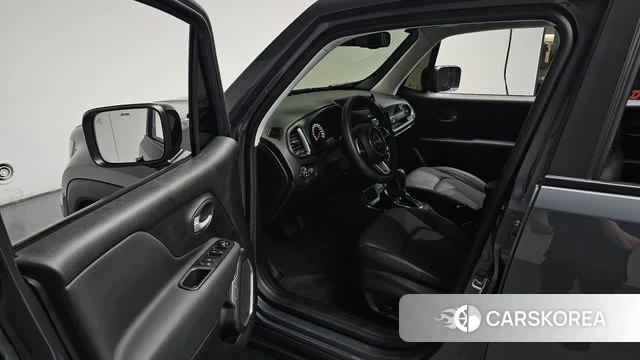 Jeep Renegade id 4650058 из Кореи 37