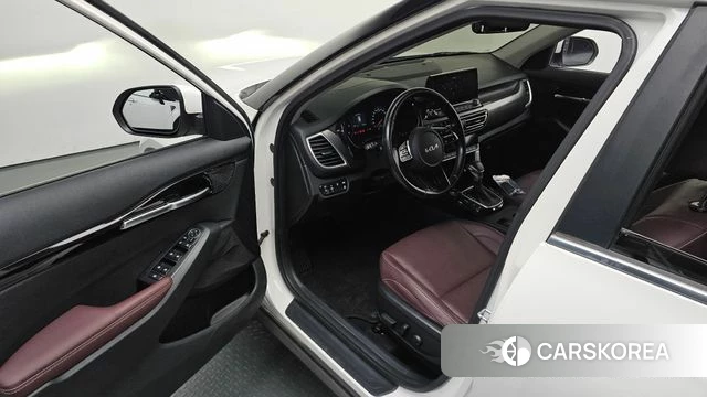 Kia Seltos id 4613990 из Кореи 32