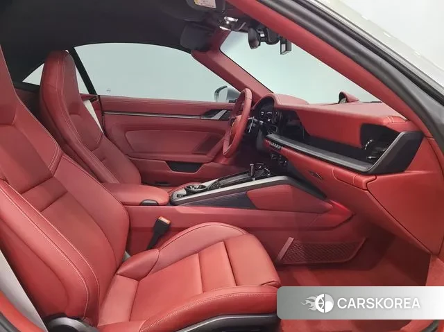 Porsche 911(992) id 3590498 из Кореи 20