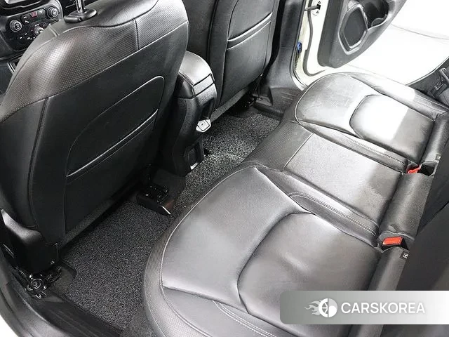 Jeep Renegade id 3636235 из Кореи 20