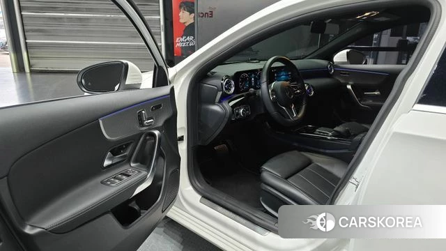 Mercedes-Benz A-Class W177 id 4562077 из Кореи 30