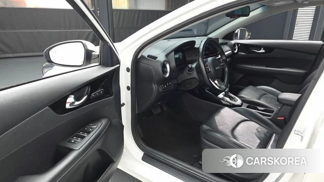 Kia The New K3 2nd generation id 4231557 из Кореи 33