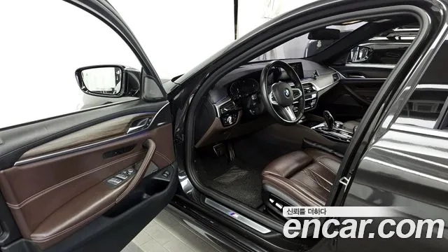 BMW 5 Series (G30) id 2859638 из Кореи 20