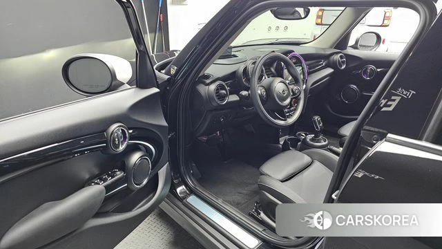 Mini Cooper id 4651692 из Кореи 31