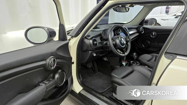 Mini Cooper id 4317052 из Кореи 32