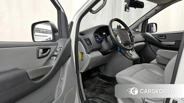 Hyundai The New Grand Starex id 4196595 из Кореи 20