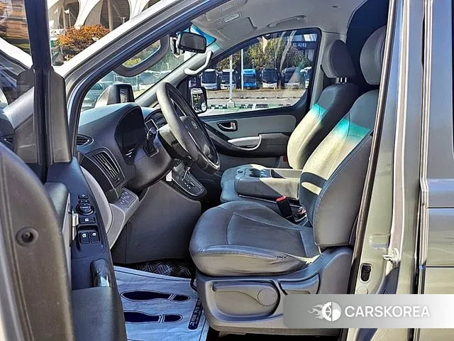 Hyundai The New Grand Starex id 3238559 из Кореи 17