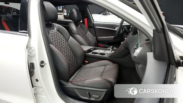 Genesis The New G70 id 3111191 из Кореи 20