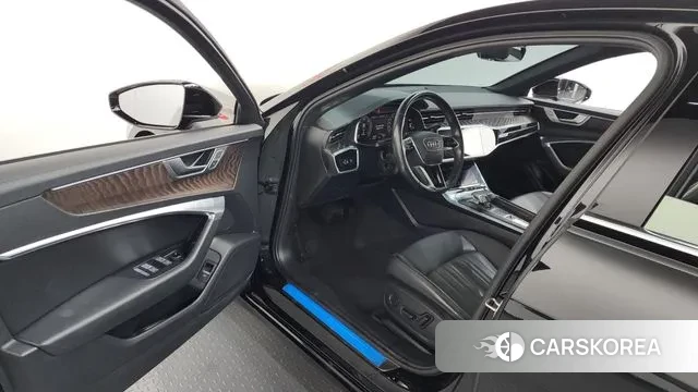 Audi A6 (C8) id 3567808 из Кореи 20