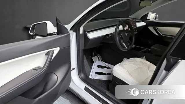 Tesla Model Y id 3306928 из Кореи 20