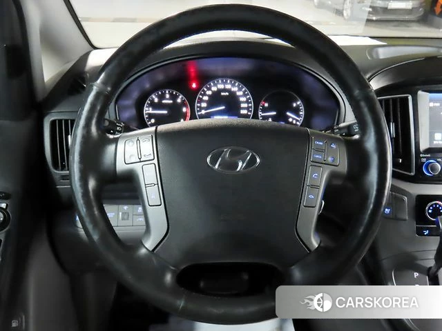 Hyundai The New Grand Starex id 4698364 из Кореи 20
