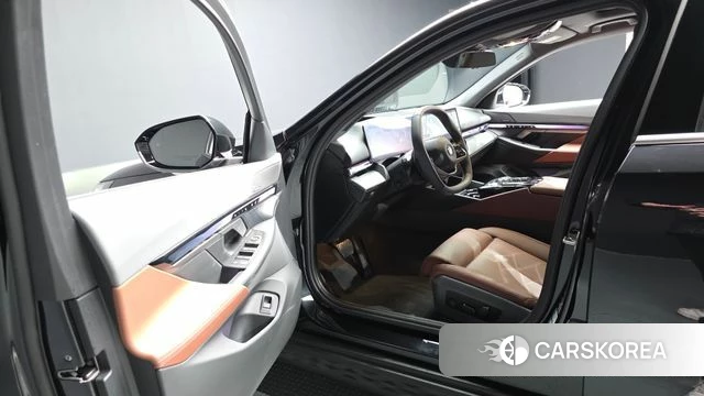 BMW 5 Series (G60) id 3838462 из Кореи 20