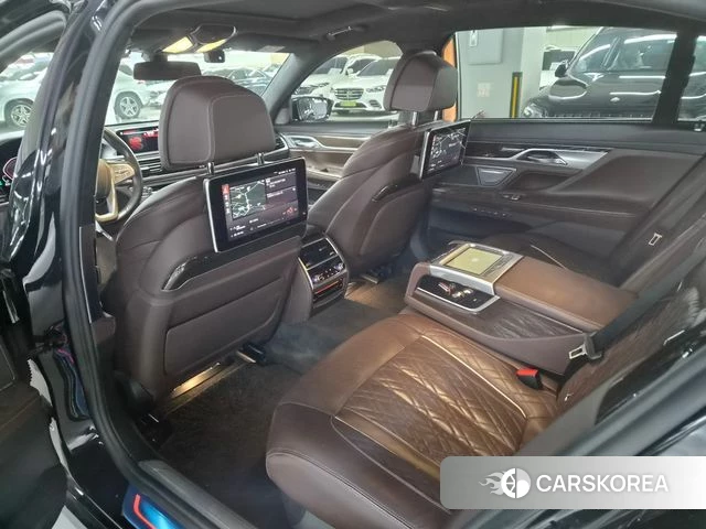 BMW 7 Series (G11) id 4506749 из Кореи 20