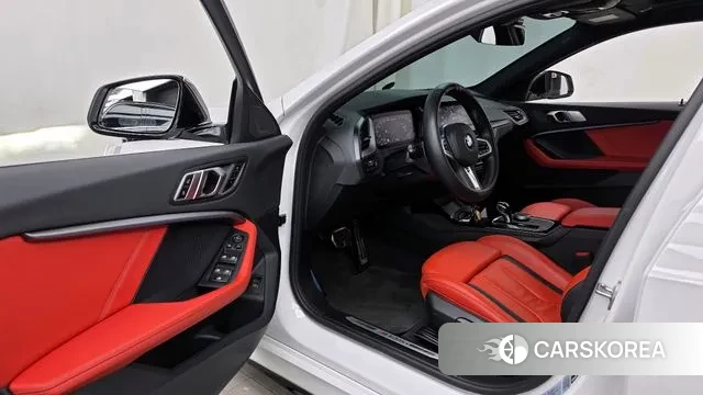 BMW 1 Series (F40) id 3467703 из Кореи 20