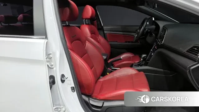 Hyundai Avante AD id 3123463 из Кореи 20