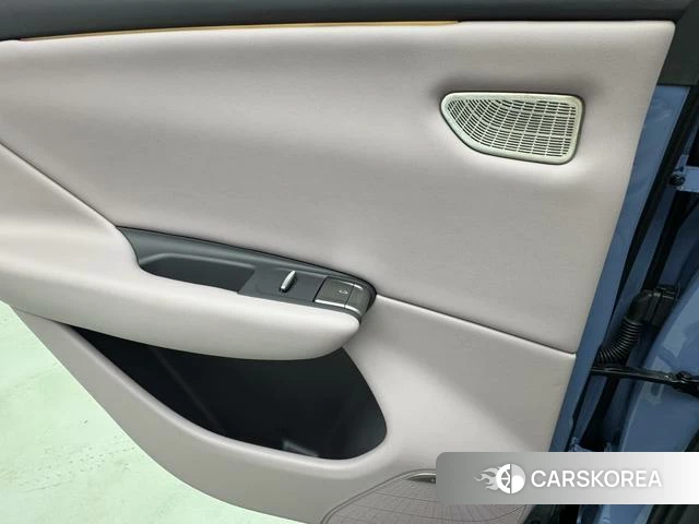 Red flag Tiangong 06 id 4198814 из Китая 20