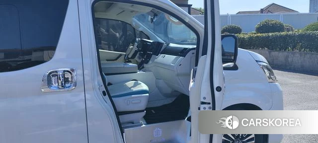 Toyota Hiace id 4239695 из Китая 12