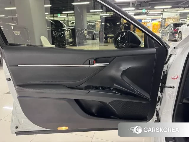 Toyota Camry (XV70) id 3339498 из Кореи 20