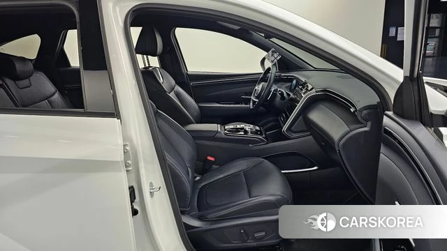Hyundai Tucson (NX4) id 3858938 из Кореи 20