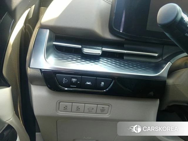 Kia Carnival 4th generation id 3812401 из Кореи 18