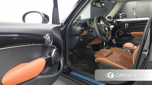 Mini Cooper S id 4730265 из Кореи 30