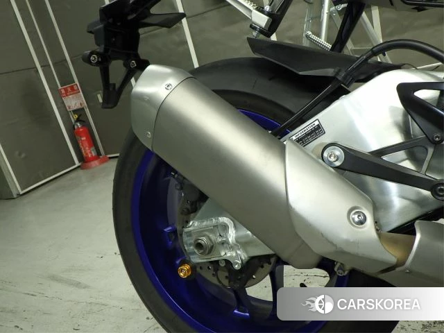 Yamaha YZF-R1M id 4229299 из Японии 34