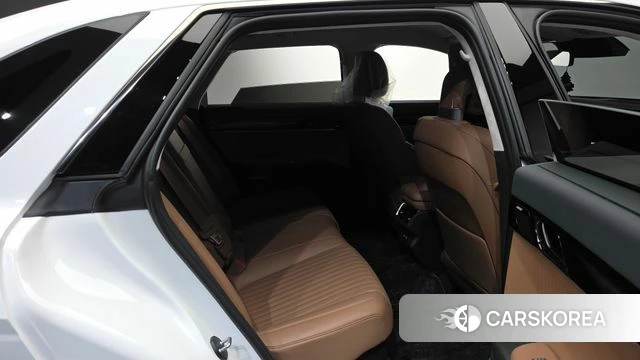 Hyundai Grandeur Hybrid (GN7) id 4302155 из Кореи 36