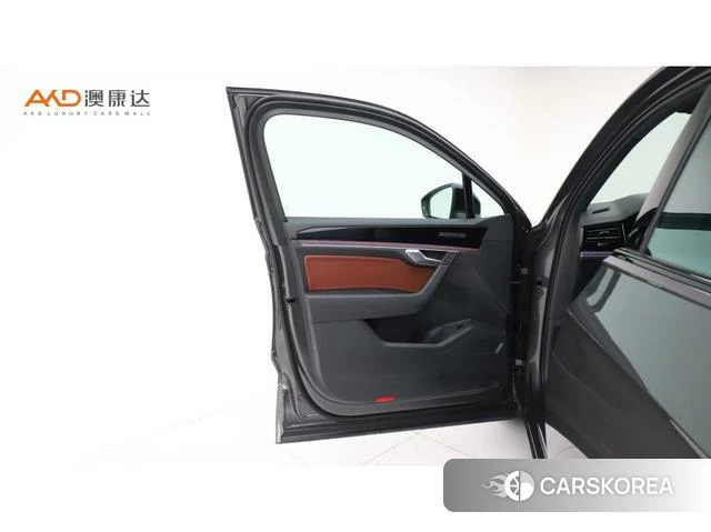 Volkswagen Touareg id 4240381 из Китая 10