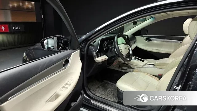 Hyundai The New Grandeur IG Hybrid id 3582105 из Кореи 20