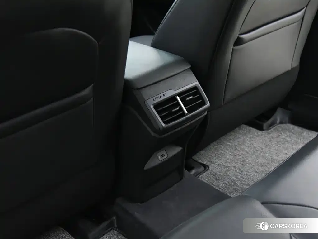 Chang'an Changan UNI-V Smart iDD id 4570306 из Китая 20
