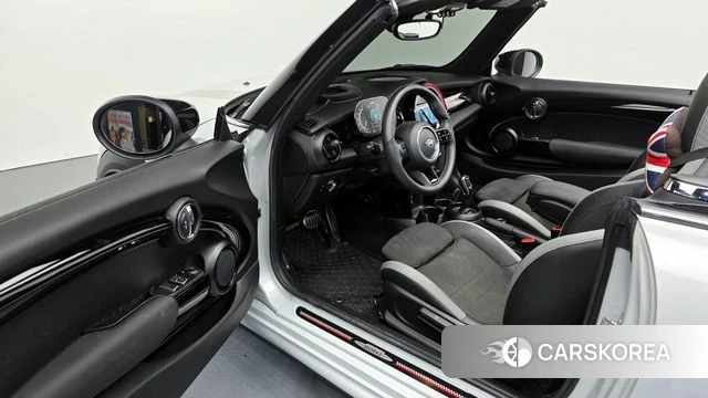 Mini Cooper S Convertible id 4396114 из Кореи 31