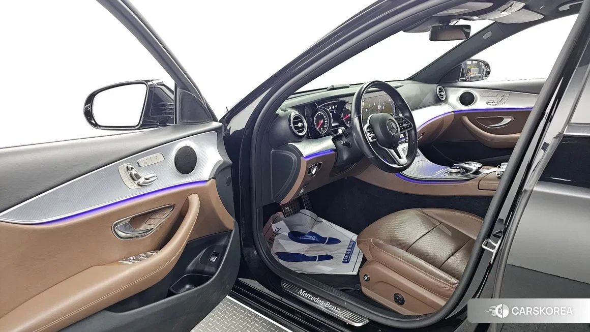 Mercedes-Benz E-Class W213 id 1941211 из Кореи 20