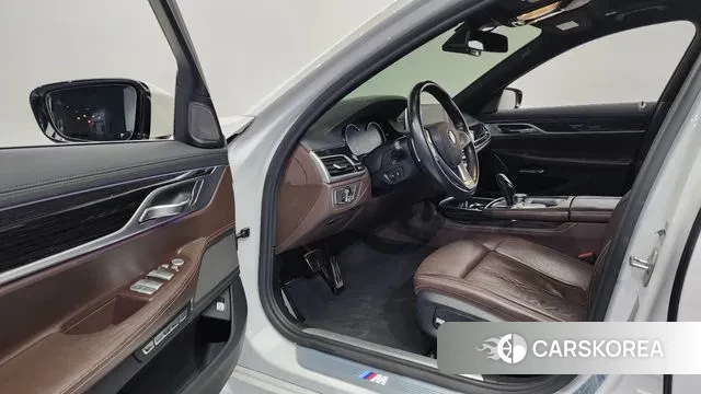 BMW 7 Series (G11) id 3449782 из Кореи 20