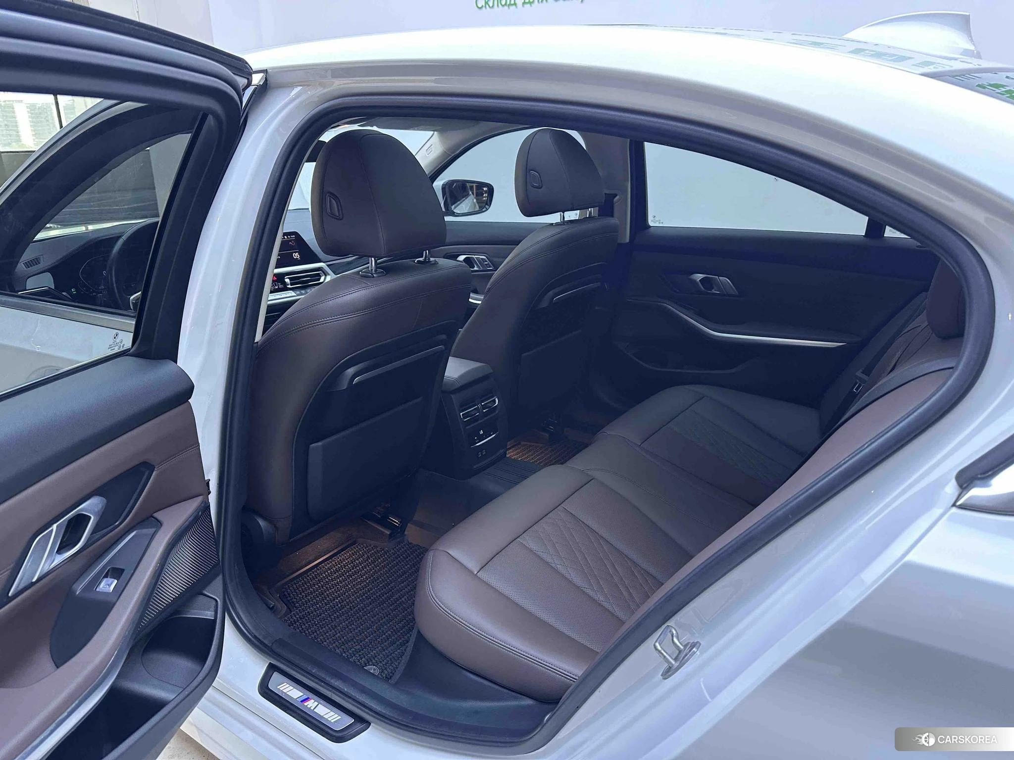 BMW 3 series id 4485449 из Китая 23