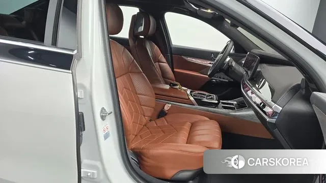 BMW 7 Series (G70) id 3341504 из Кореи 20