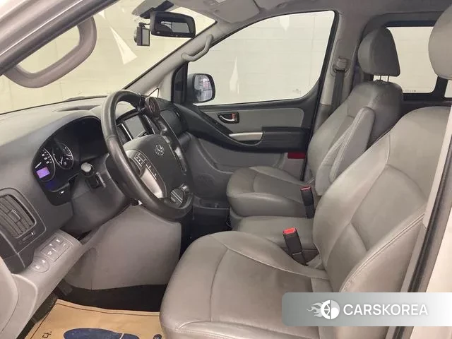 Hyundai The New Grand Starex id 3703599 из Кореи 20