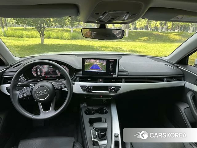 Audi A4L id 4259477 из Китая 11