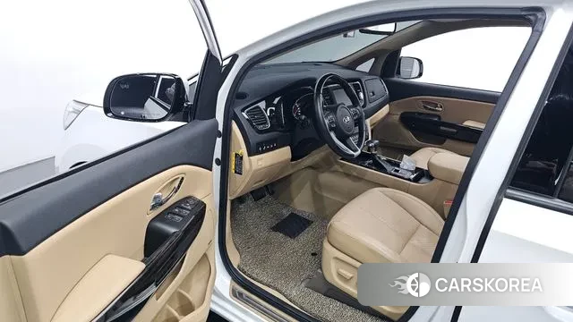 Kia The New Carnival id 3459847 из Кореи 20