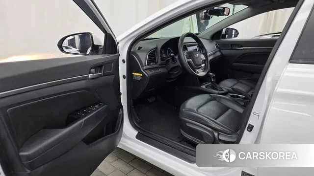 Hyundai Avante AD id 3666950 из Кореи 20