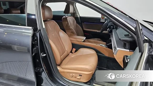 Hyundai Grandeur Hybrid (GN7) id 2889438 из Кореи 20