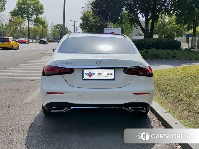 Mercedes-Benz E-class id 4265048 из Китая 10