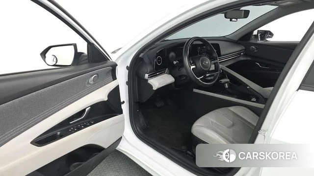 Hyundai Avante (CN7) id 3916703 из Кореи 20