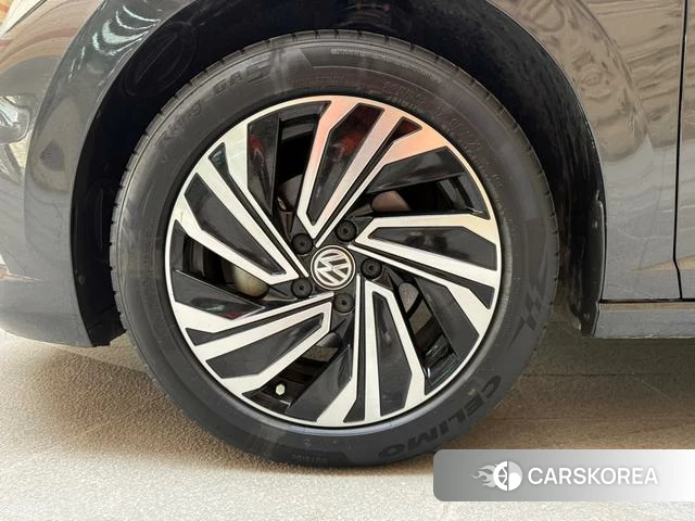Volkswagen Sagitar id 4274087 из Китая 16