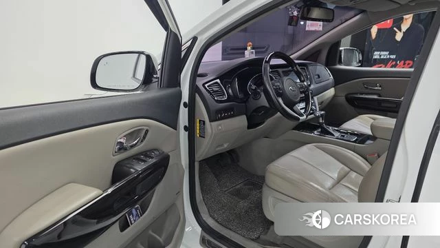 Kia The New Carnival id 4652264 из Кореи 30
